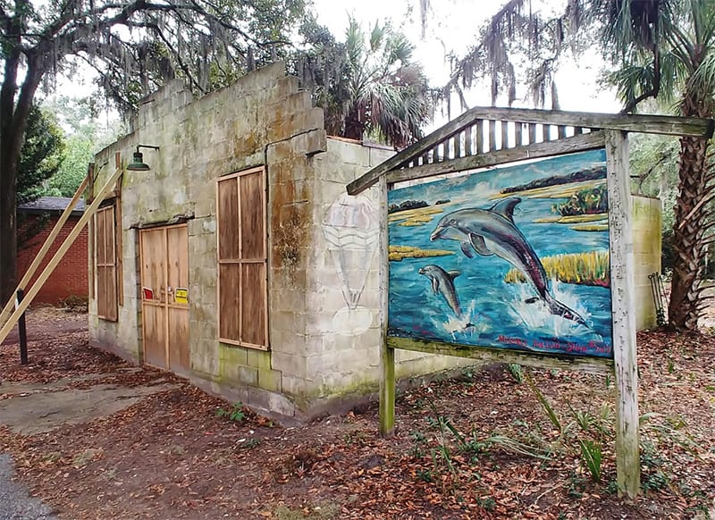 Originally called the Cut Rate, the structure at 45 Bridge St. in the heart of the historic district was built by Gaillard Heyward and George Grant in the 1940s as a grocery store. Originally called the Cut Rate, the structure at 45 Bridge St. in the heart of the historic district was built by Gaillard Heyward and George Grant in the 1940s as a grocery store.